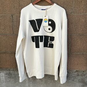 NWT XL Jungmaven Sierra Raglan sweatshirt, VOTE with yin yang graphic